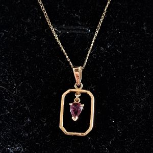 14k Gold Necklace with stone pendant